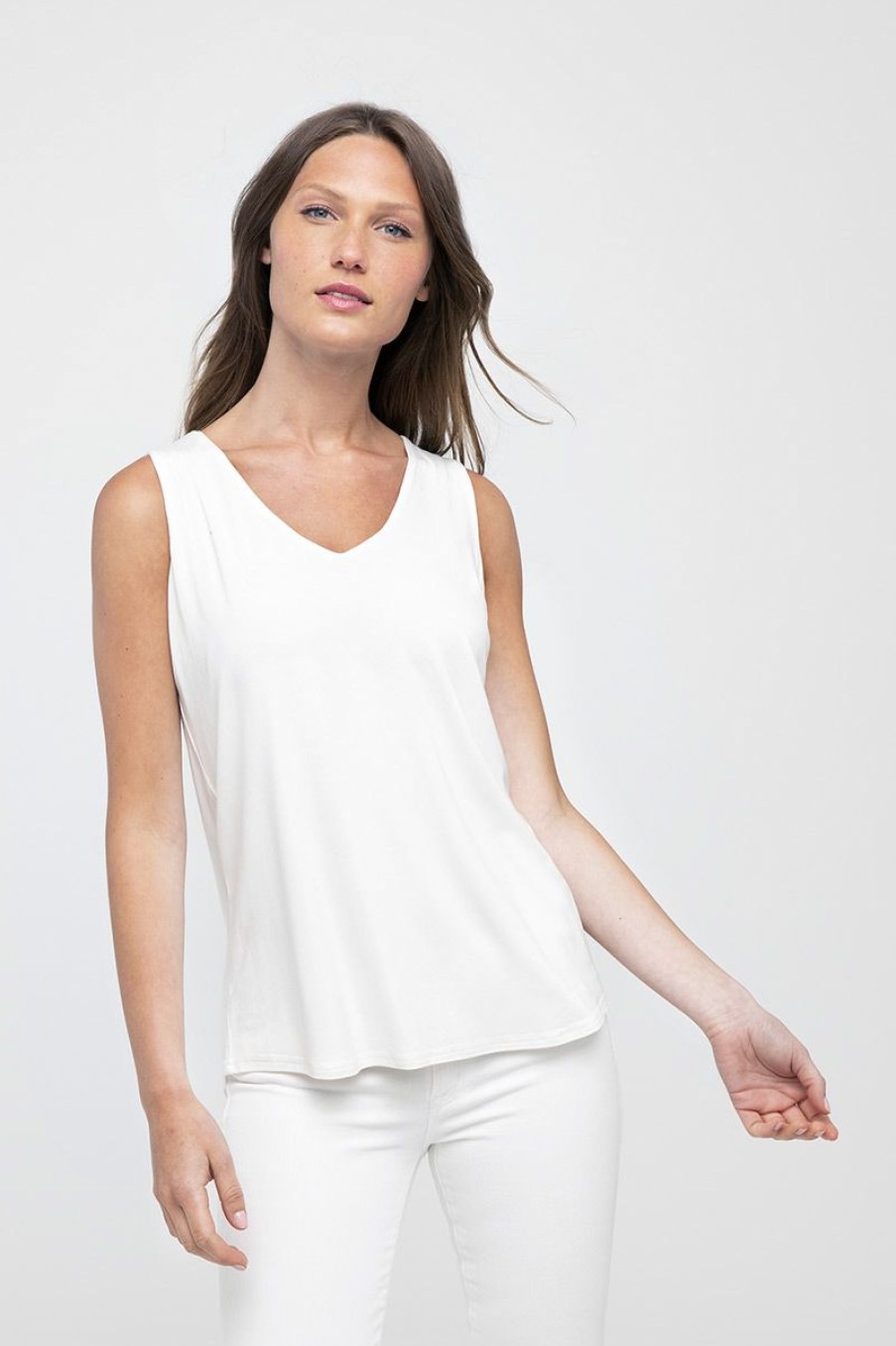 Wholesale Kinross Cashmere Bamboo Hi Low Vee Tank